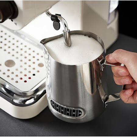 Mjölkkanna för steaming av milk