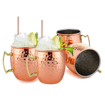 Moscow Mule mugg i koppar med matchande sugrör